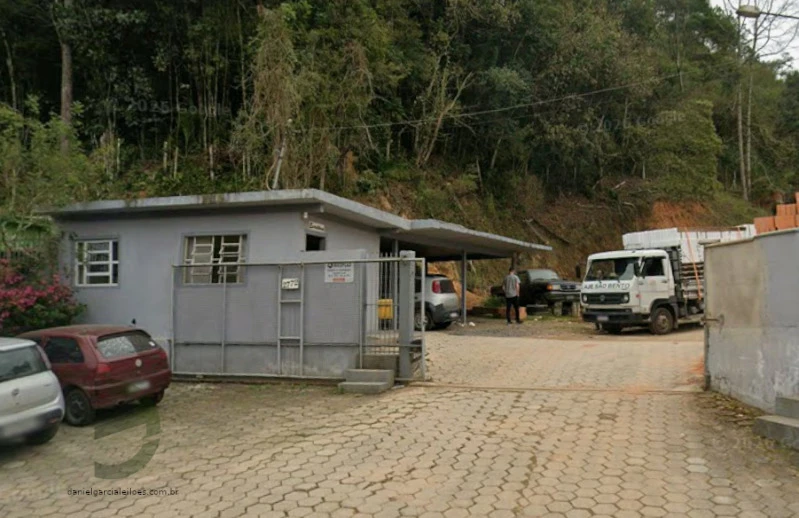 Terreno com Benfeitorias e ônus em São Bento do Sul/SC em São Bento Do Sul - Santa Catarina