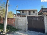 Casa com 2 pavimentos em Itaboraí/RJ em Itaboraí - Rio de Janeiro