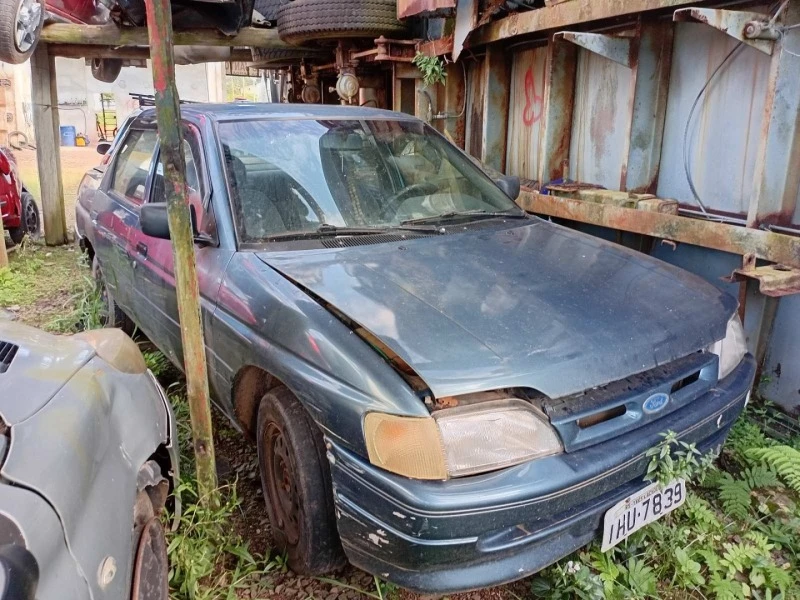 Ford Verona GLX 1994 em Três Cachoeiras - Rio Grande do Sul