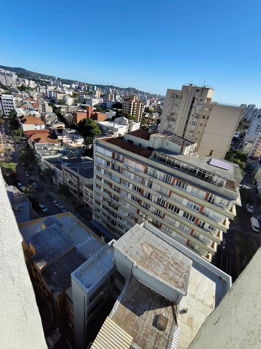 Sala Comercial com 70m² em Porto Alegre/RS em Porto Alegre - Rio Grande do Sul