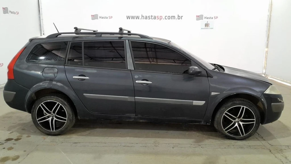 Renault Megane Dyn 20A 2008 Cinza em Itirapina - São Paulo