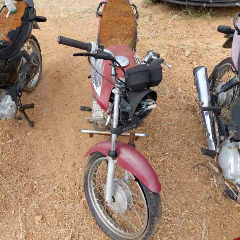 Honda CG 125 Titan KS 2000 125cc Manual em Salgueiro - Pernambuco