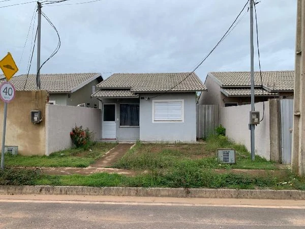 Casa com 2 Quartos em Campos dos Goytacazes/RJ em Campos Dos Goytacazes - Rio de Janeiro