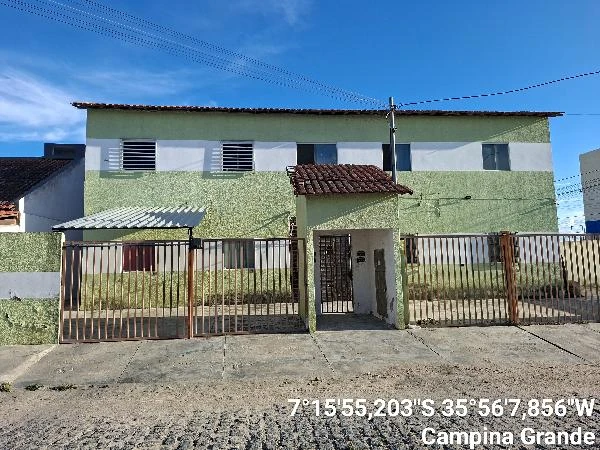 Prédio com 2 Quartos em Campina Grande/PB em Campina Grande - Paraíba