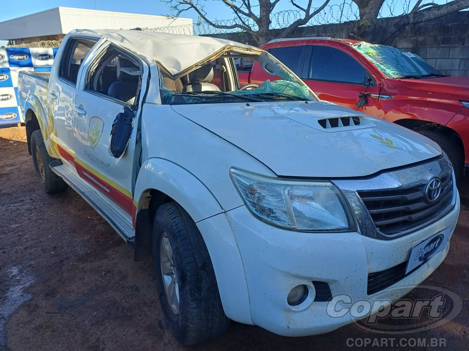 Toyota Hilux SRV 2015 3.0 D-4D Turbo Diesel em Aparecida De Goiânia - Goiás