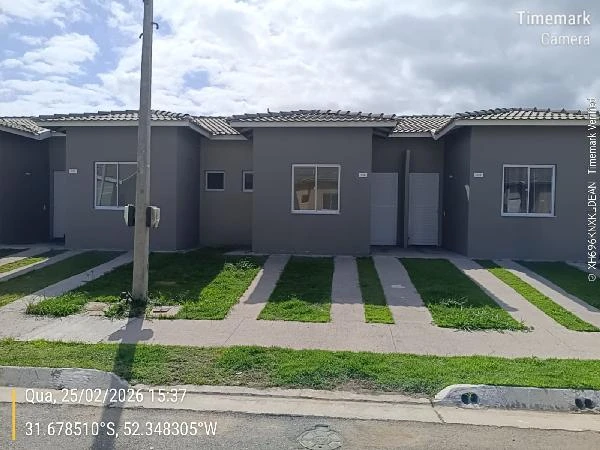 Casa com 2 Quartos em Pelotas/RS em Pelotas - Rio Grande do Sul