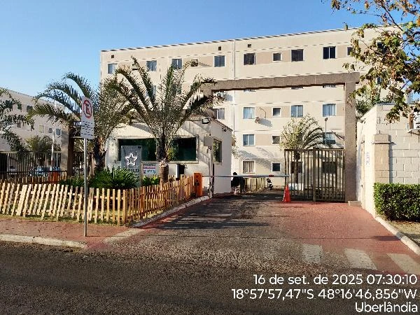 Apartamento com 2 Quartos em Uberlândia/MG em Uberlandia - Minas Gerais