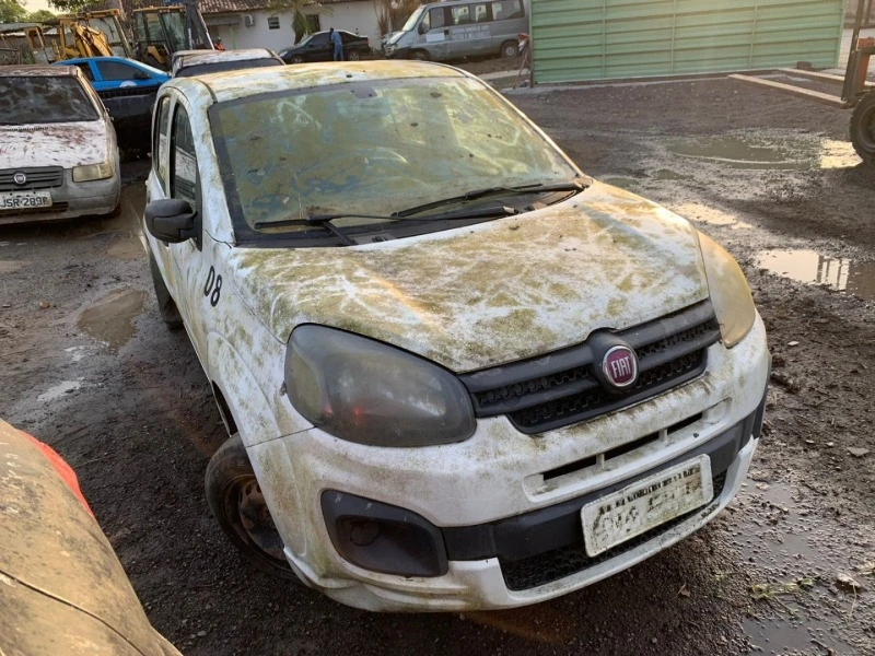 Fiat Uno Drive Drive 1.0 em Amélia Rodrigues - Bahia