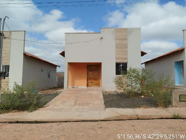 Casa de 58m² com 2 Quartos e 1 Vaga no Residencial Pinheiros II em Altos - Piauí