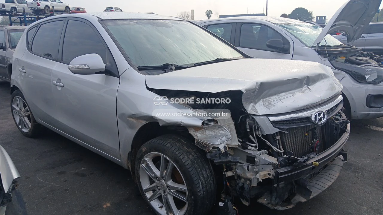 Hyundai i30 2.0 2010/2011 Manual em Guarulhos - São Paulo