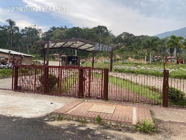 Terreno no Cond. Green Life Club em Teresópolis/RJ em Teresopolis - Rio de Janeiro