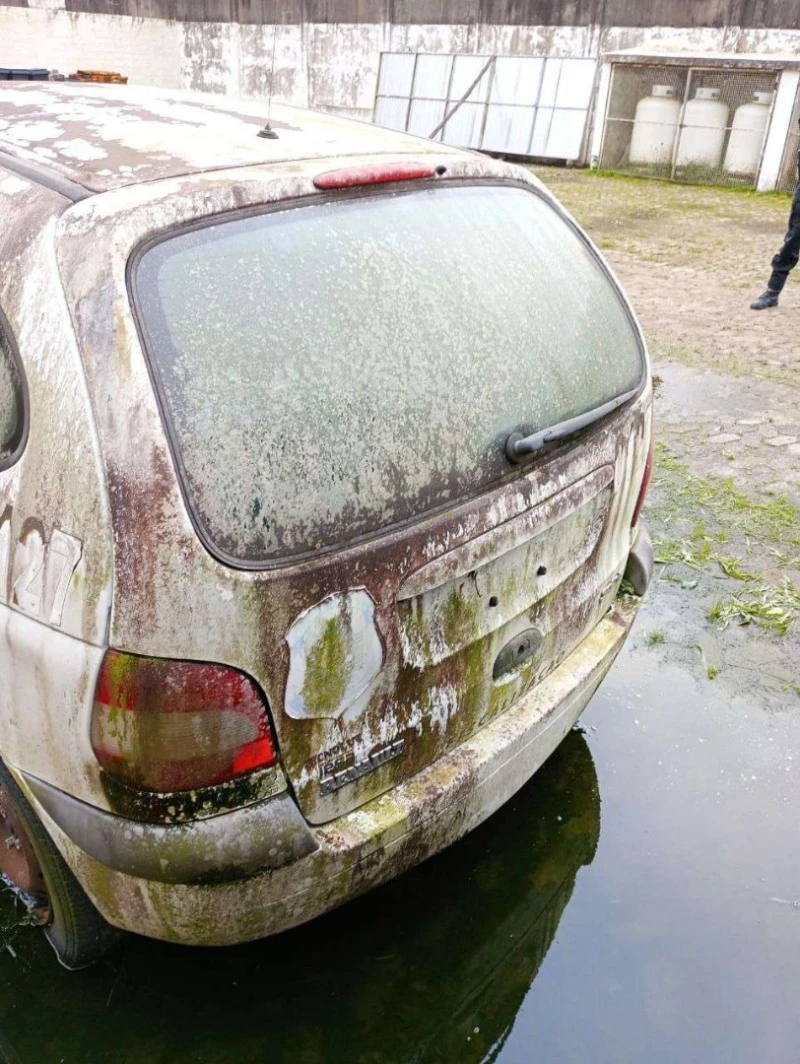 Renault Scenic Rt. 1.6 16V em Porto Alegre - Rio Grande do Sul