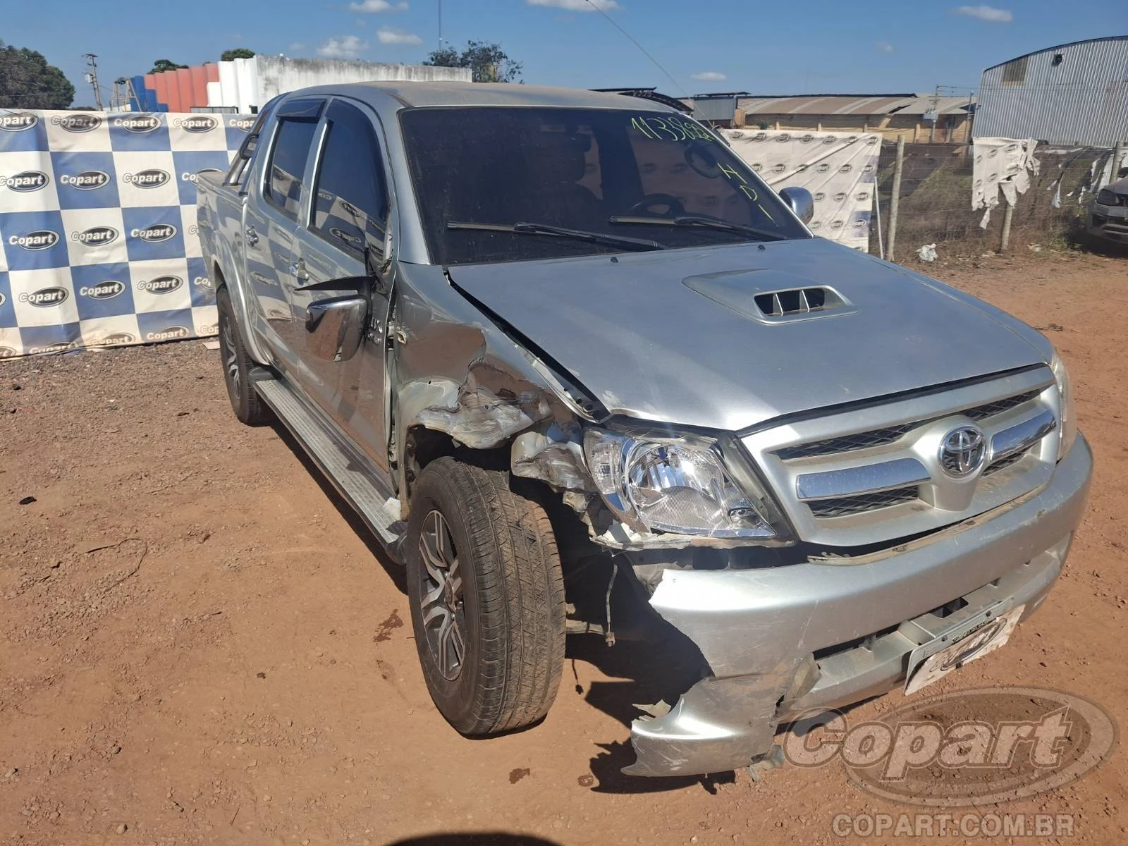 Toyota Hilux SRV 3.0 D-4D Turbo 2007 em Cuiabá - Mato Grosso