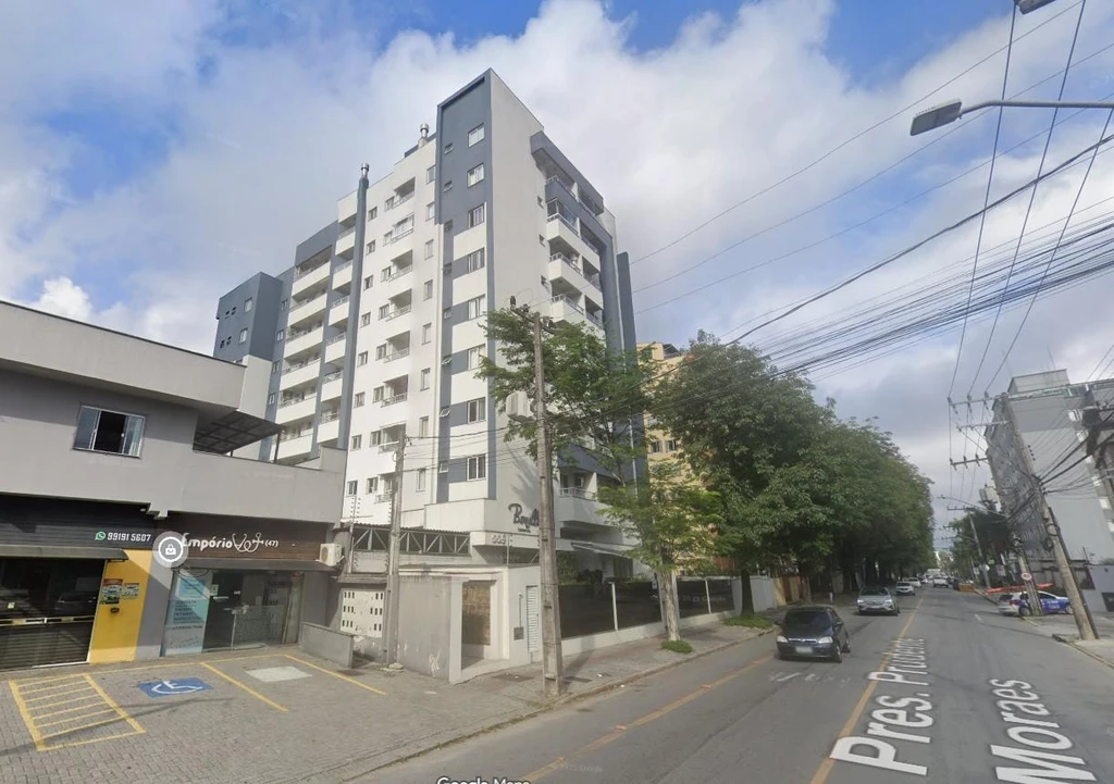 Apartamento com 1 Vaga em Joinville/SC em Joinville - Santa Catarina