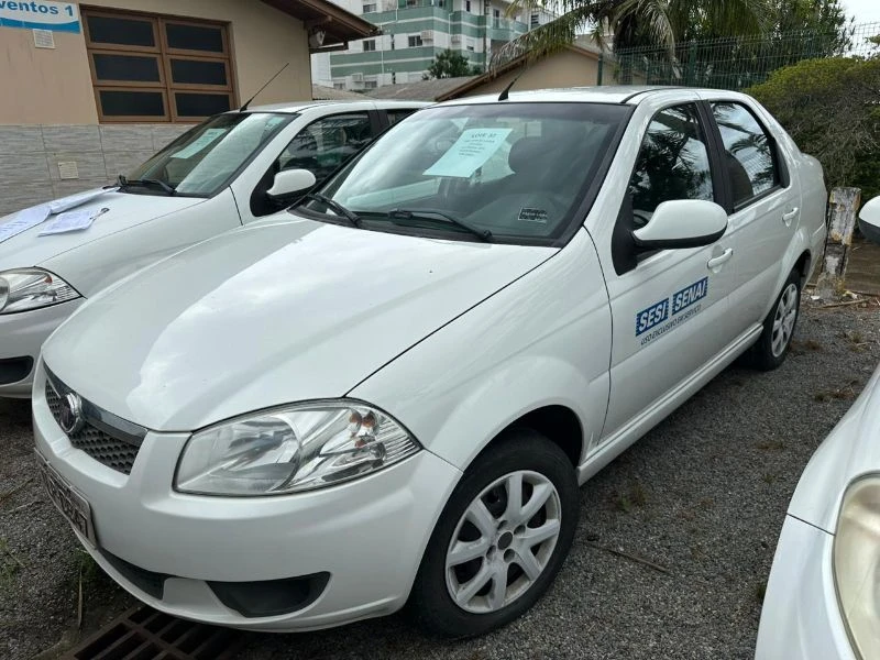 Fiat Siena Siena 2014/2015 Automático em Florianópolis - Santa Catarina