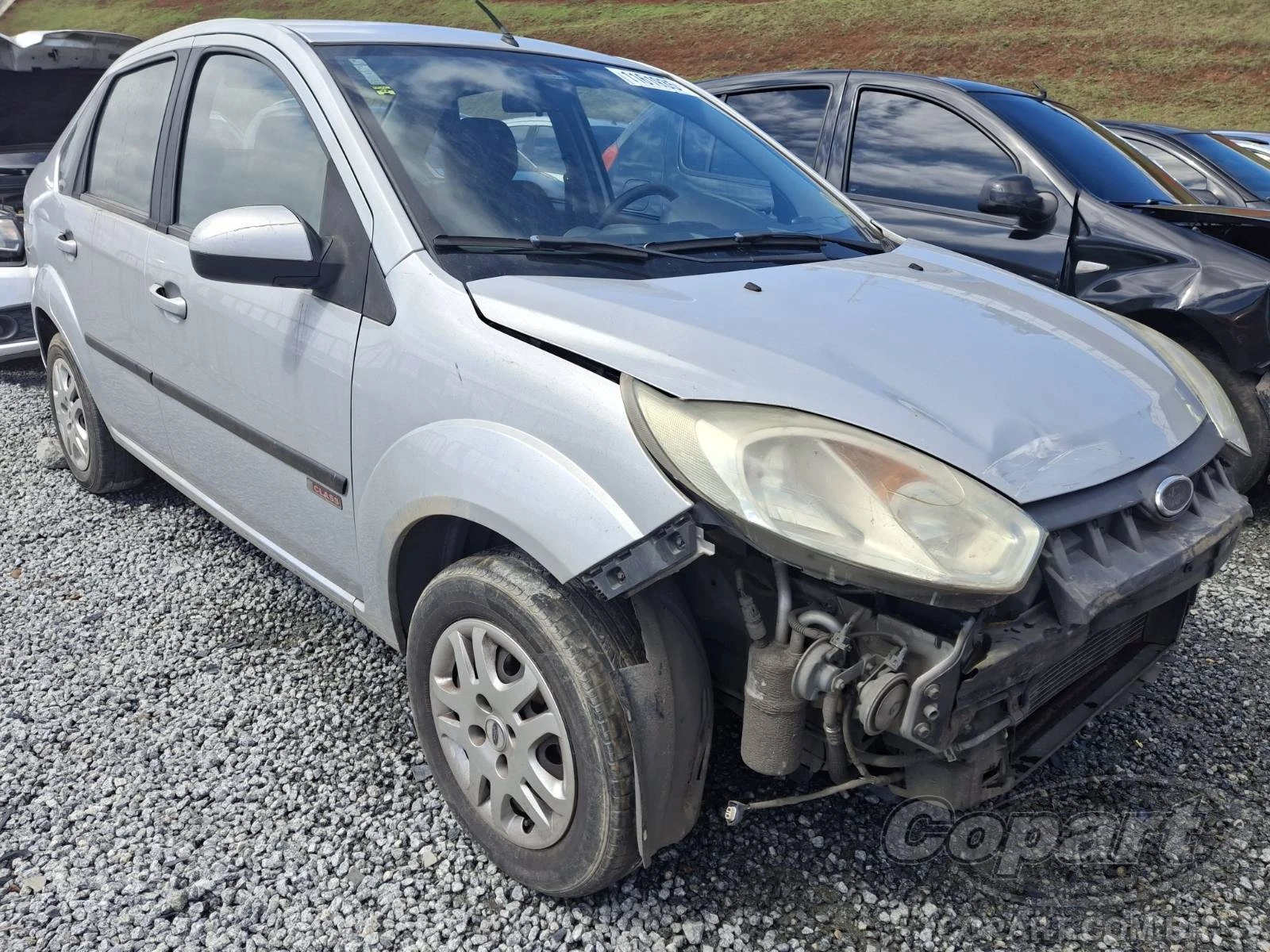 Ford Fiesta Sedan 1.6 2013 Flex em Itaquaquecetuba - São Paulo