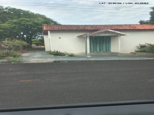 Casa no Centro em Santa Cruz de Monte Castelo/PR em Santa Cruz De Monte Castelo - Paraná