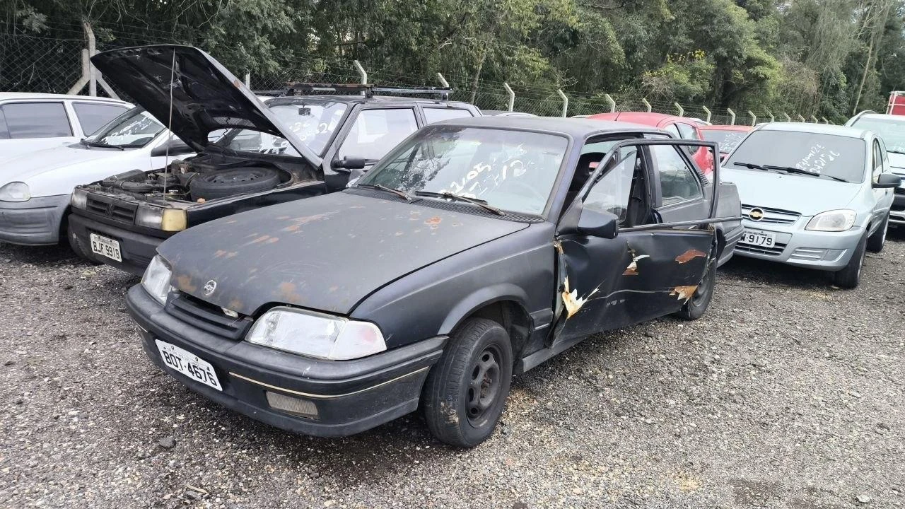 Chevrolet Monza GLS 1994 em Araucária - Paraná