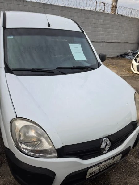 Renault Kangoo Express Hi-Flex 1.6 16V 2014/2015 Manual 3 portas em Florianópolis - Santa Catarina