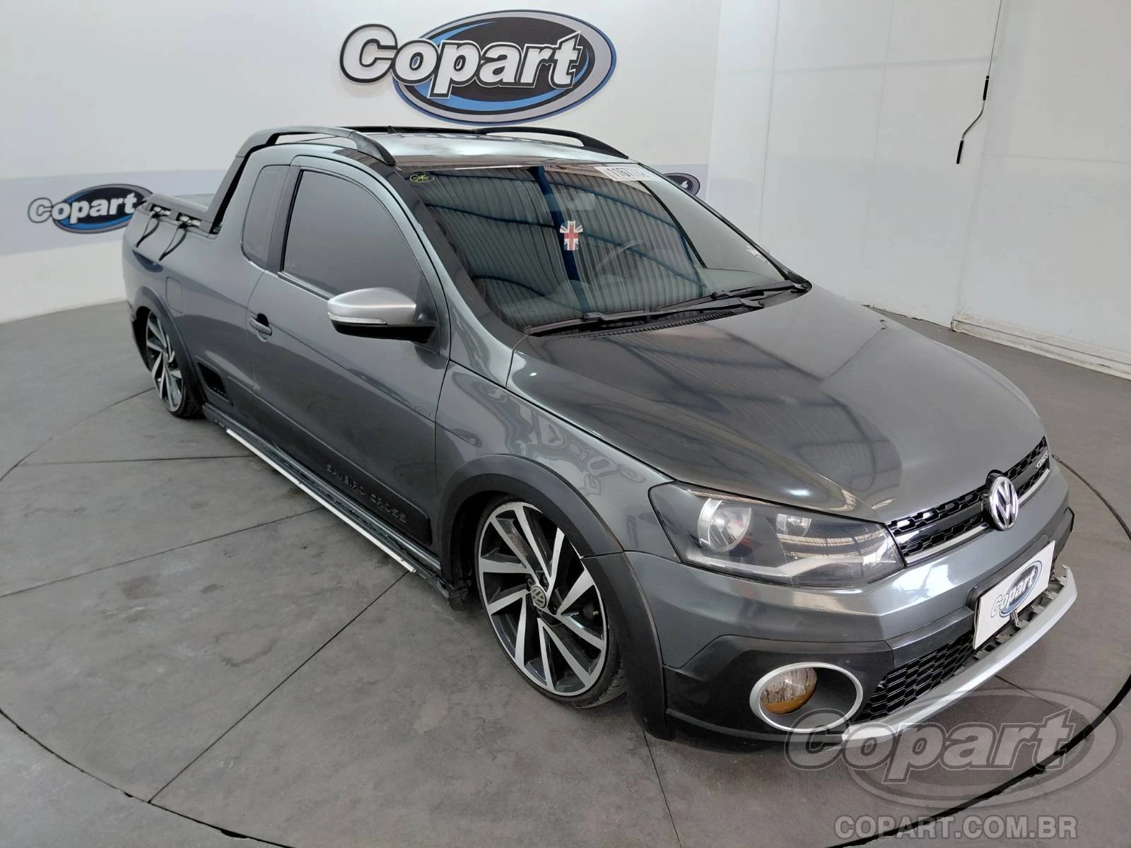 Volkswagen Saveiro CE Cross 2014 1.6 Total Flex Automático em Osasco - São Paulo