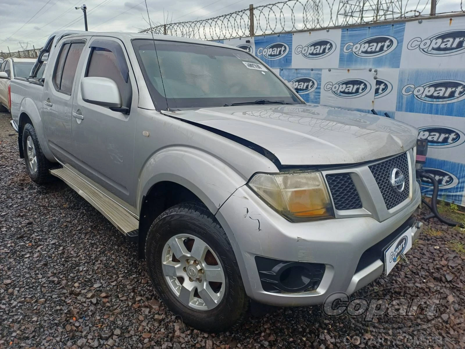 Nissan Frontier CD S 2014 2.5 Turbo Diesel em Canoas - Rio Grande do Sul
