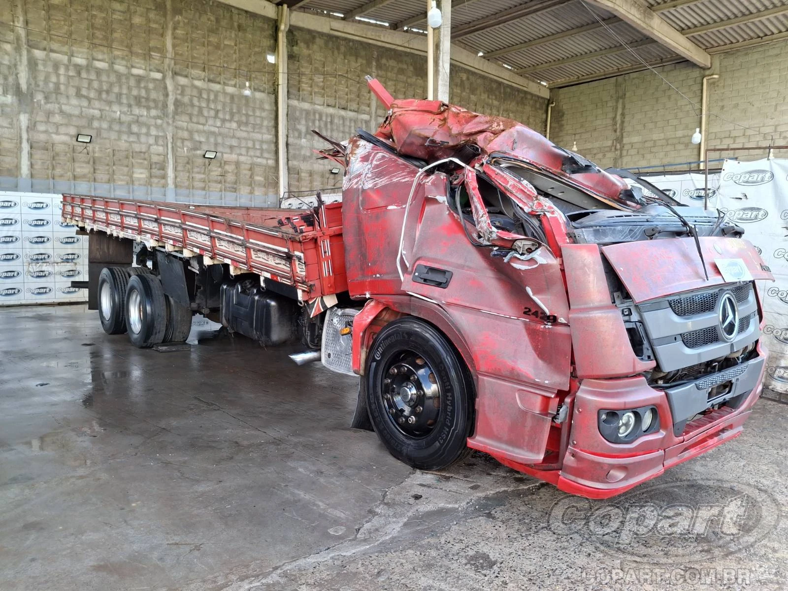 Mercedes-Benz Atego 2013 Atego em Candeias - Bahia