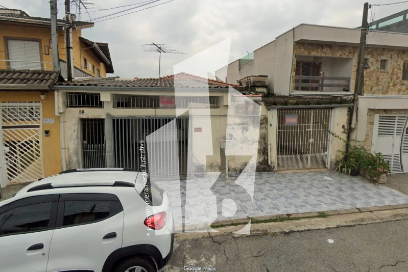 Sobrado com 6,25% da propriedade em Arujá/SP em Arujá - São Paulo