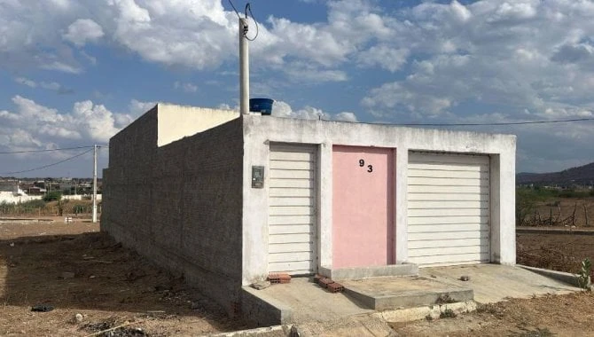 Casa com 1 vaga em Brejo da Madre de Deus/PE em Brejo Da Madre De Deus - Pernambuco