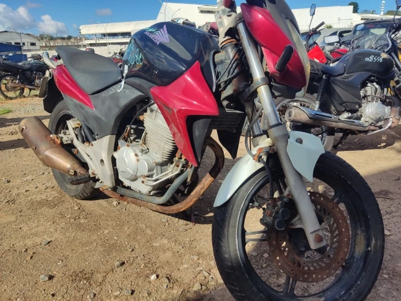 Honda CB 300R CB 300R Sucata em Salvador - Bahia