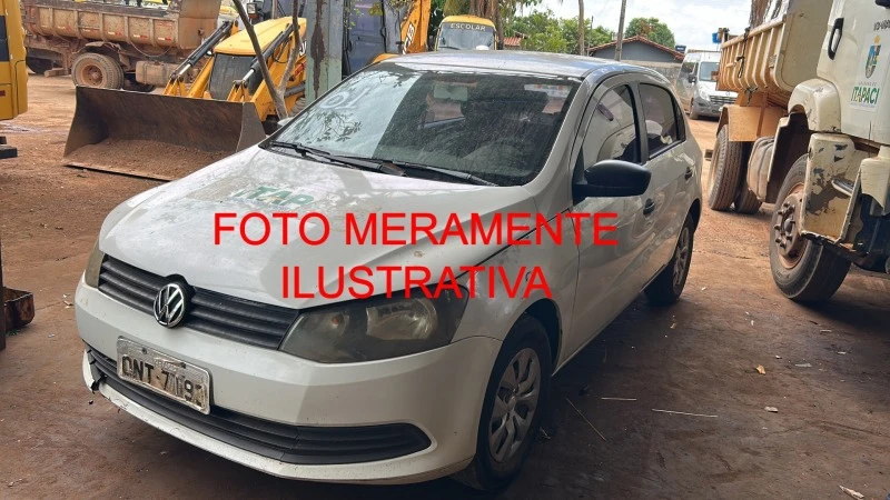 Volkswagen Gol 1.0 2014/2015 Branca em Itapaci - Goiás