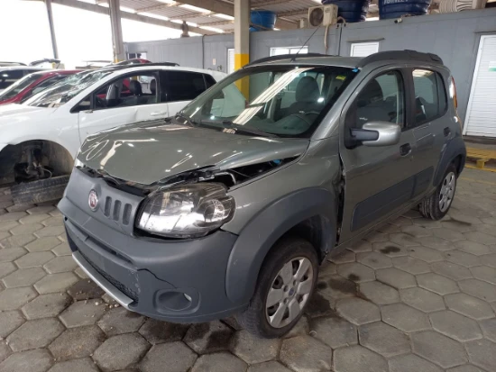Fiat Uno Way 1.0 2010 2011 Gas/Alc em Tijucas - Santa Catarina