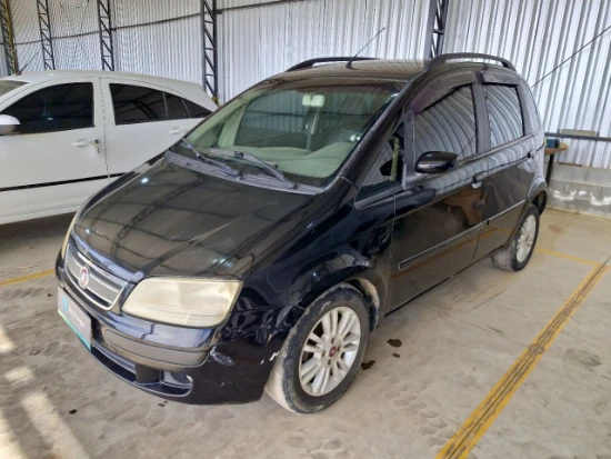Fiat Idea ELX 2009 Automático em Suzano - São Paulo