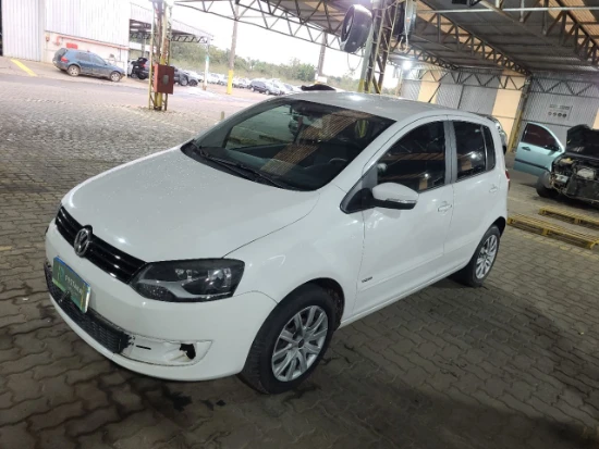 Volkswagen Fox 1.6 GII 2013 Manual em Nova Santa Rita - Rio Grande do Sul