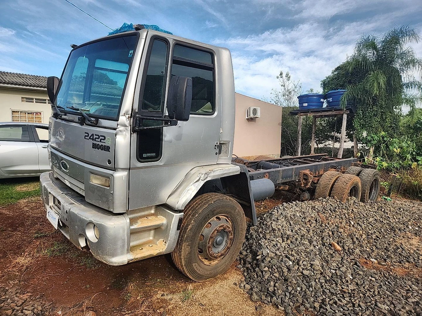 Ford Cargo 2422 2422 2010 6x2 em Entre Rios - Santa Catarina