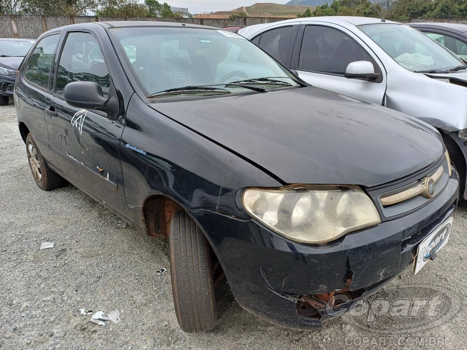 Fiat Palio Fire 2007 1.0 Flex com Dano Traseiro em Pirapora Do Bom Jesus - São Paulo