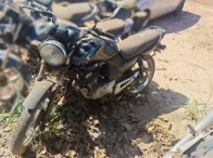 Yamaha YBR 125E 125E 2005 Preta em Coxim - Mato Grosso do Sul