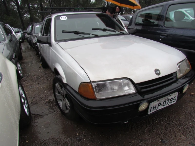 Chevrolet Monza SL 1991/1992 Prata Gasolina em Caxias Do Sul - Rio Grande do Sul