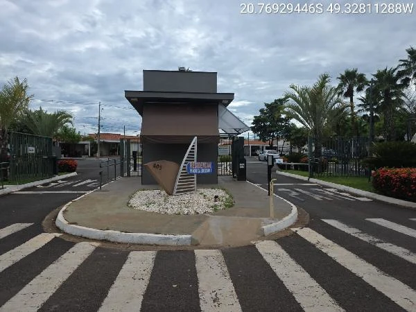 Casa com 2 Quartos em São José do Rio Preto/SP em Sao Jose Do Rio Preto - São Paulo