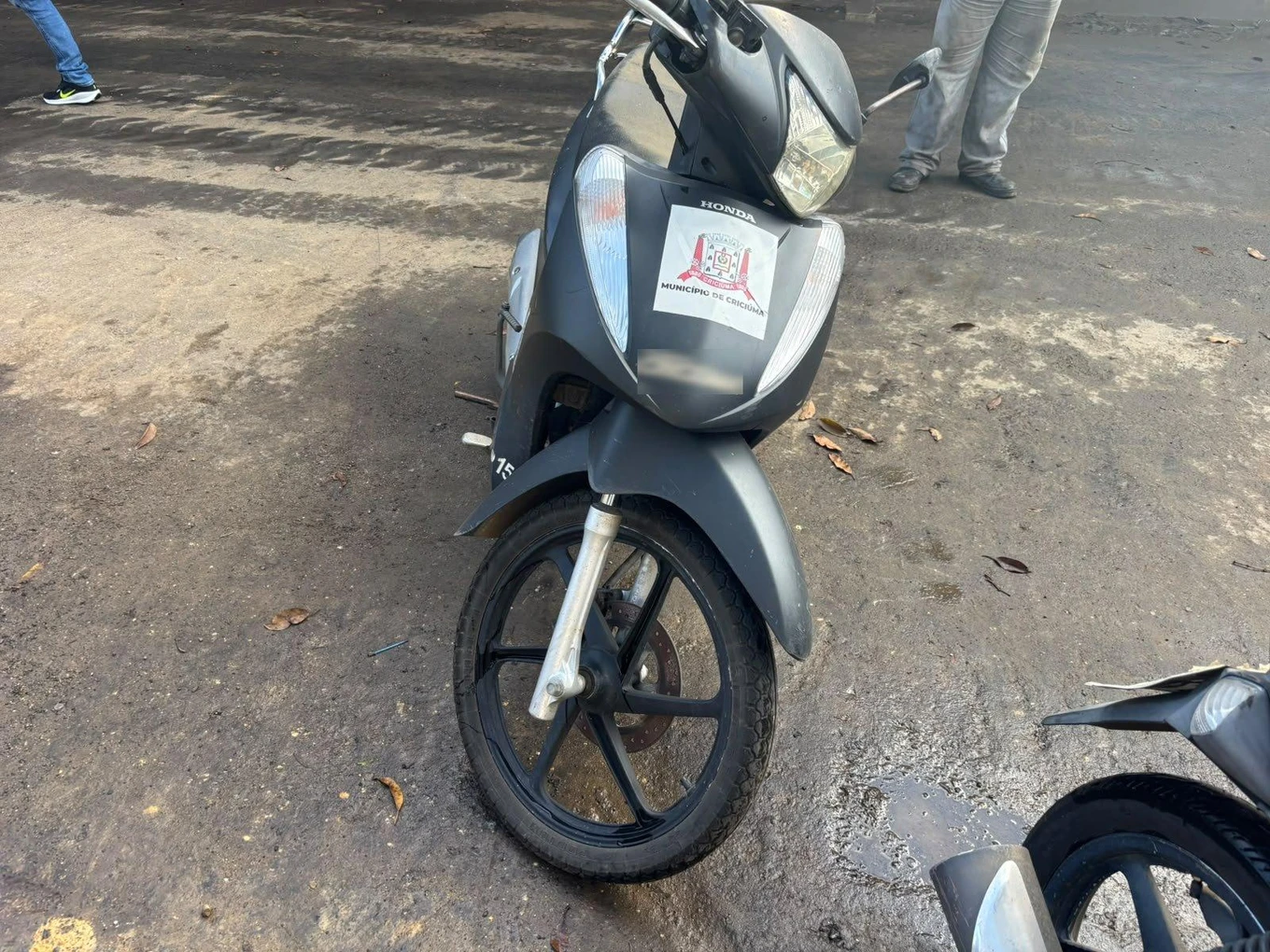 Honda Biz Biz 125 EX 2015 em Criciúma - Santa Catarina