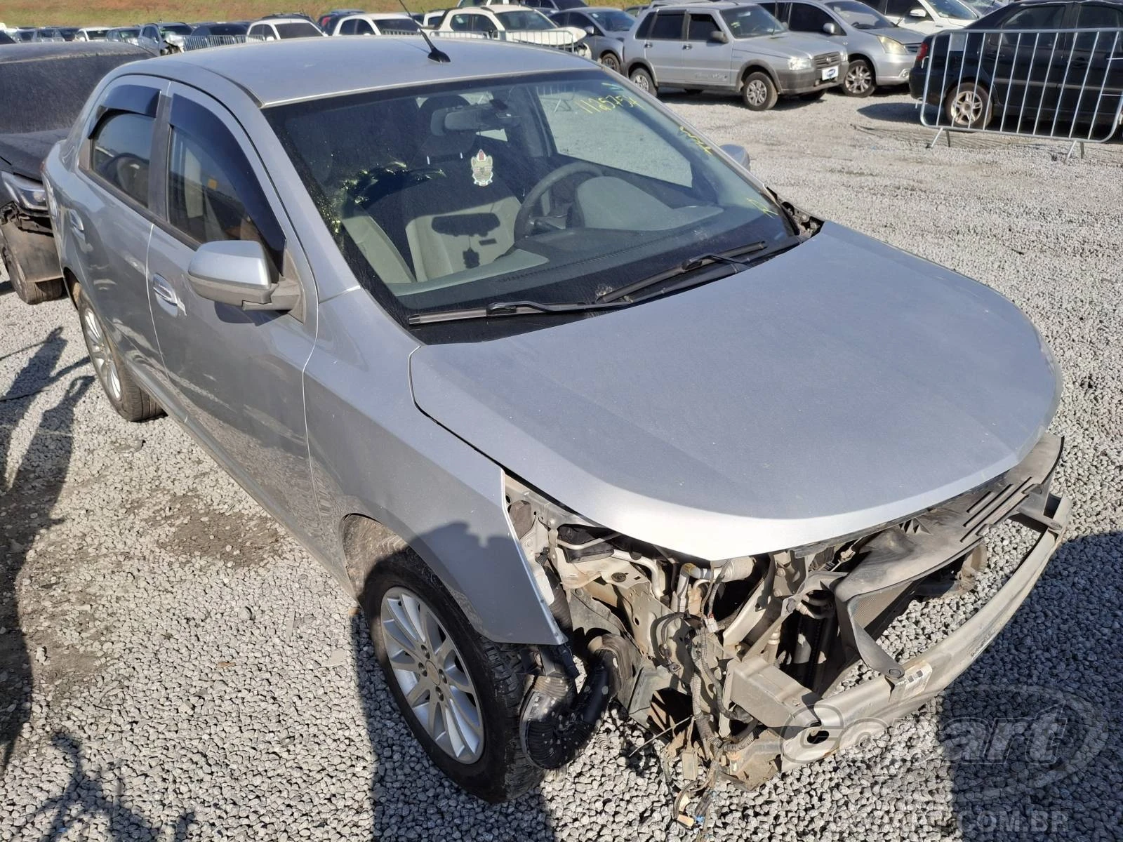 Chevrolet Cobalt LTZ 2014 1.4 Automático com Dano Frontal em Itaquaquecetuba - São Paulo