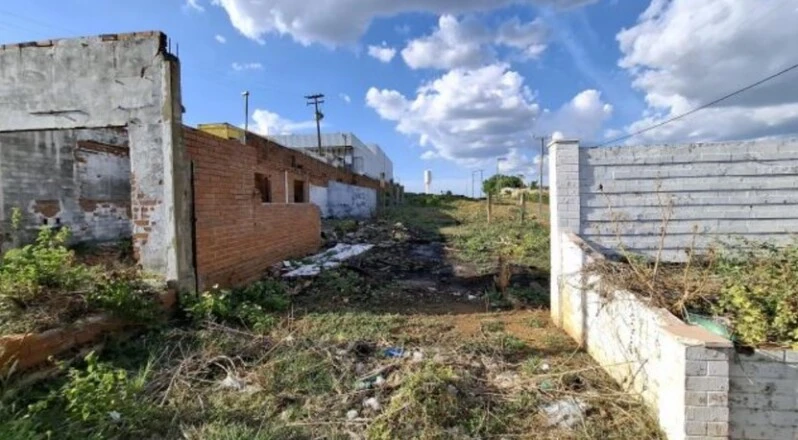 Prédio Comercial em Crato/CE em Crato - Ceará