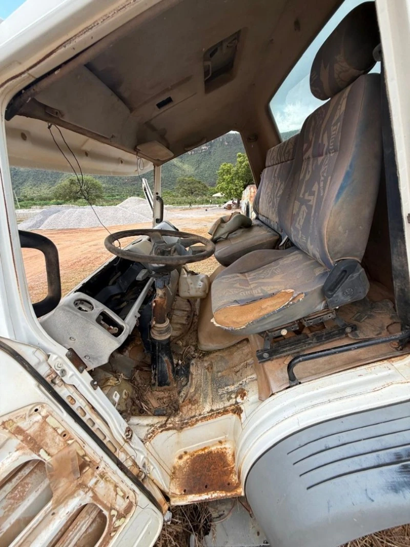 Volkswagen Worker Worker 24-220 Branco em Taguatinga - Tocantins