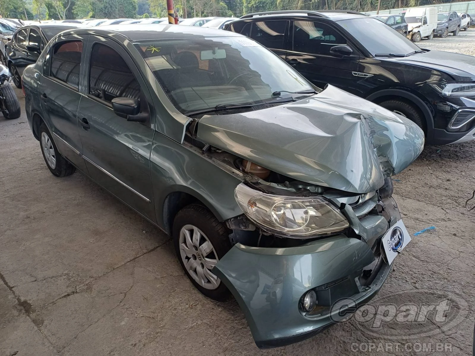 Volkswagen Voyage 1.6 Total Flex 2011 em Embu Das Artes - São Paulo