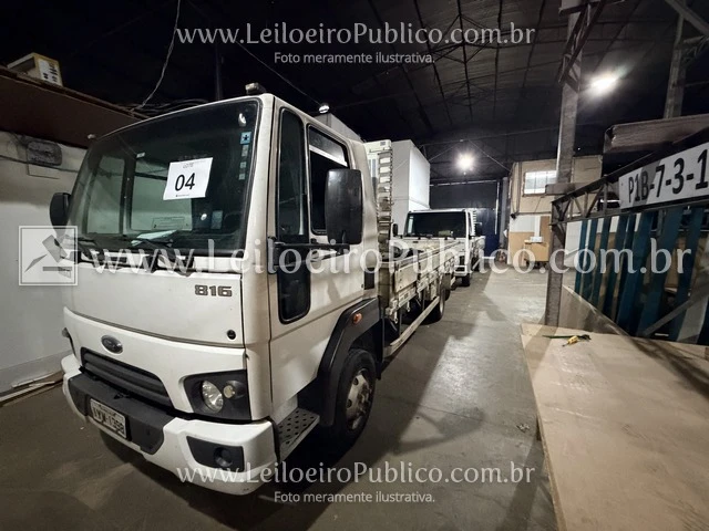 Ford Cargo 816 S 816 S 2019 em Porto Alegre - Rio Grande do Sul
