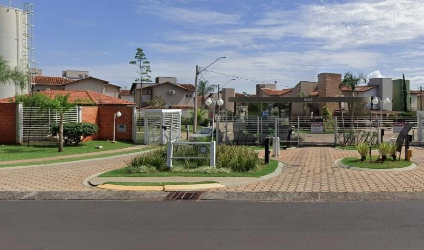 Casa Casa no Villarino em Ribeirão Preto/SP em Ribeirão Preto - São Paulo