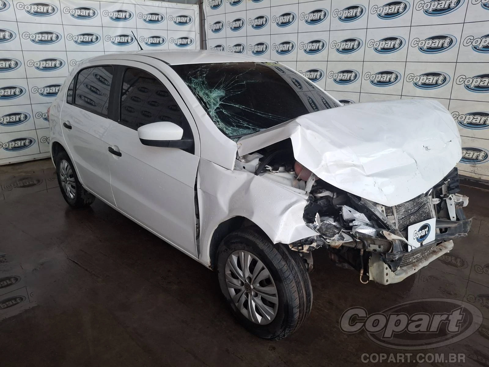 Volkswagen Gol Trendline 2018 1.0 12V MPI Automático em Candeias - Bahia
