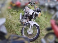 Yamaha YBR 125E 2000 125cc Manual Prata em Franca - São Paulo