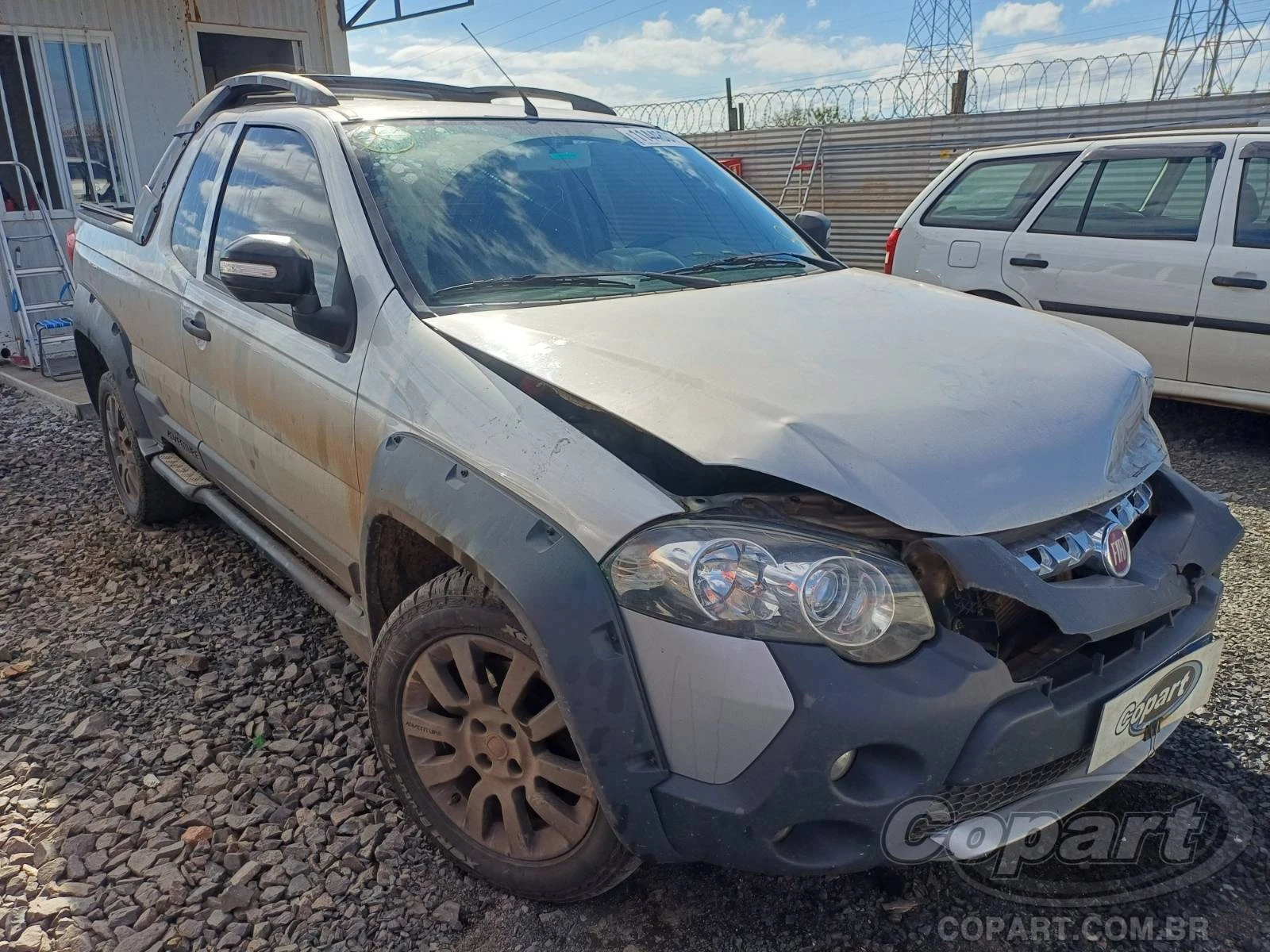 Fiat Strada CE Adventure 2014 1.8 ETORQ em Canoas - Rio Grande do Sul