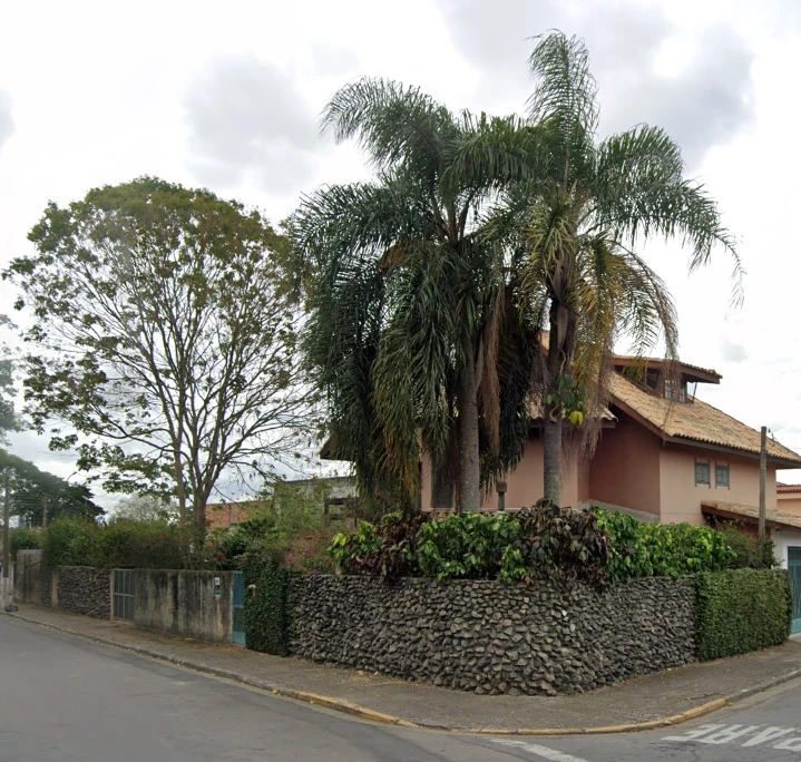 Sobrado em Jacareí/SP em Jacareí - São Paulo