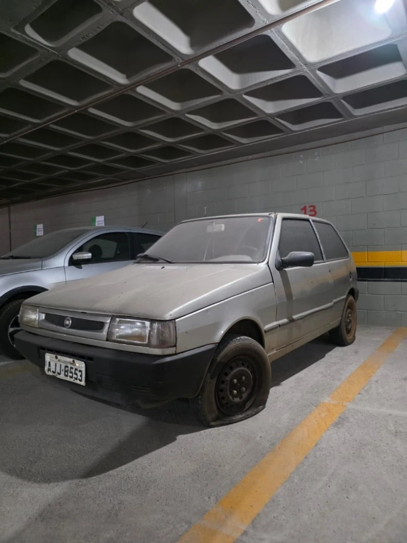 Fiat Uno Mille Mille Smart 2000 1.0 Gasolina Manual em Patos De Minas - Minas Gerais